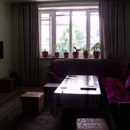 Hostel Visit אוש מראה חיצוני תמונה
